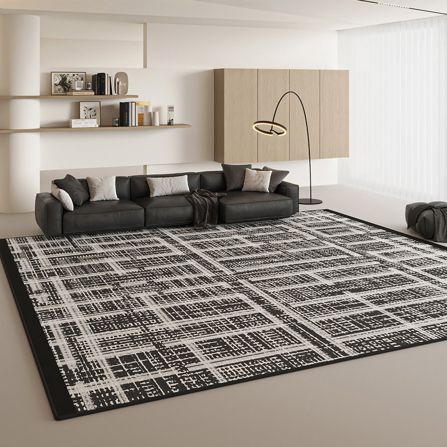 Black & White Maze Diagonal Net Rug: Modern Sophistication