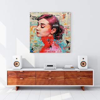 Audrey Hepburn Canvas Wall Art: Unique and Captivating-GraffitiWallArt