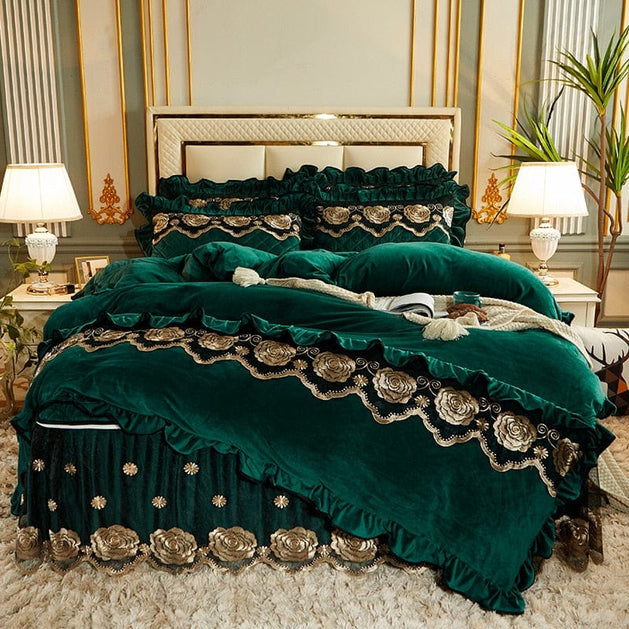 Crystal Velvet Bedding Set: Luxurious Comfort-GraffitiWallArt