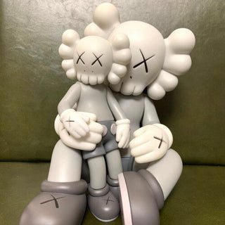 Holiday Chang bai: Kaws Statue Big - One-of-a-Kind Souvenir-GraffitiWallArt