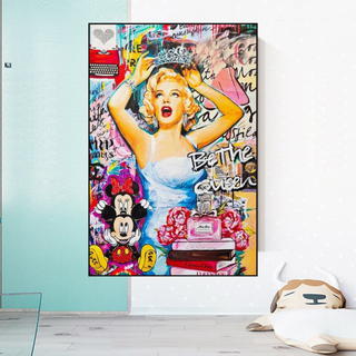 Marilyn Monroe Canvas Wall Art: Be the Queen-GraffitiWallArt