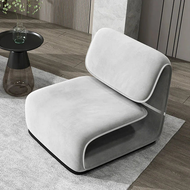 Minimalistic Fluffy Sofa Chair – Exquisite Blend-GraffitiWallArt