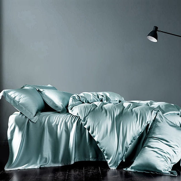 Mulberry Silk Bedding Set: The Ultimate in Luxurious Comfort-GraffitiWallArt