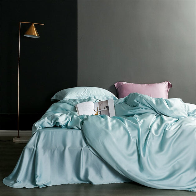 Premium Silk Bedding Sets for a Restful Sleep-GraffitiWallArt