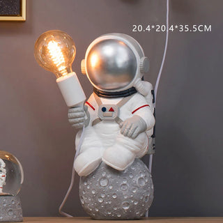 Lámpara de mesa de resina con modelo de astronauta y luz nocturna